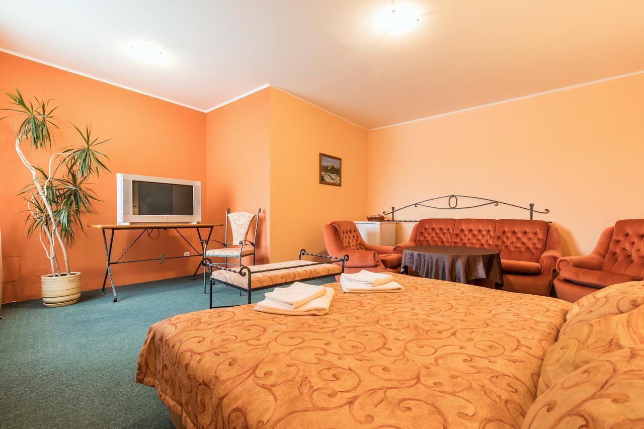 Kyjovsky Pivovar - Hotel, Restaurace, Pivni Lazne Екстер'єр фото